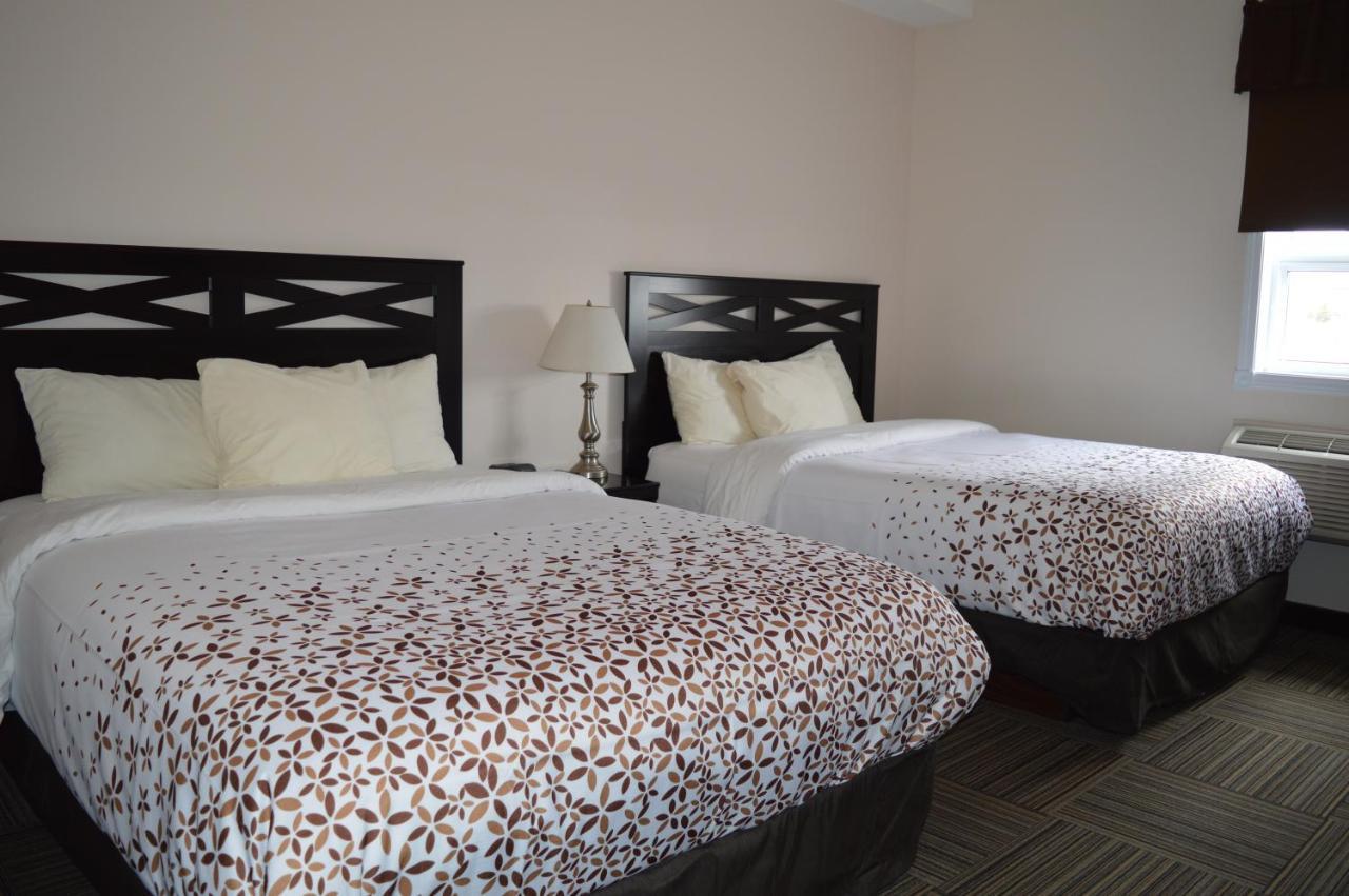 Iroquois Falls Auberge Macdonald Guest Inn מראה חיצוני תמונה