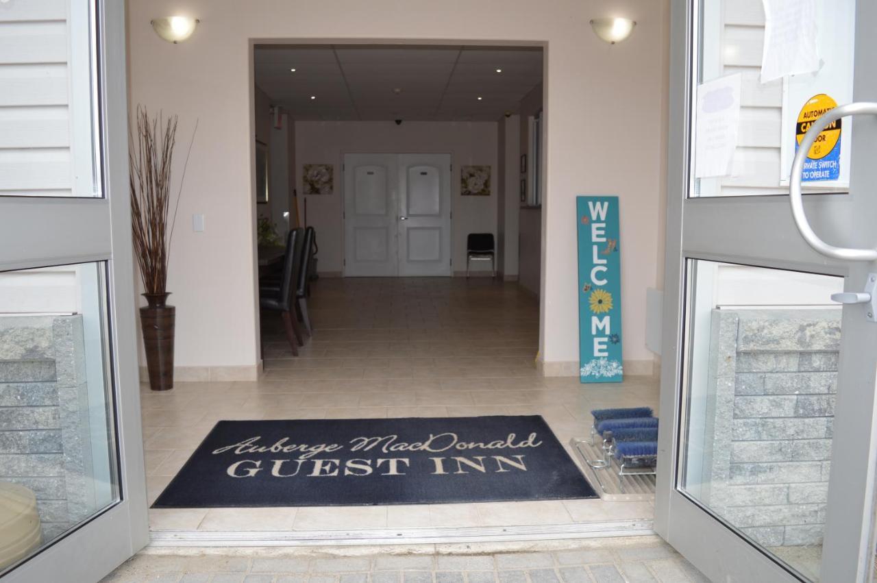 Iroquois Falls Auberge Macdonald Guest Inn מראה חיצוני תמונה